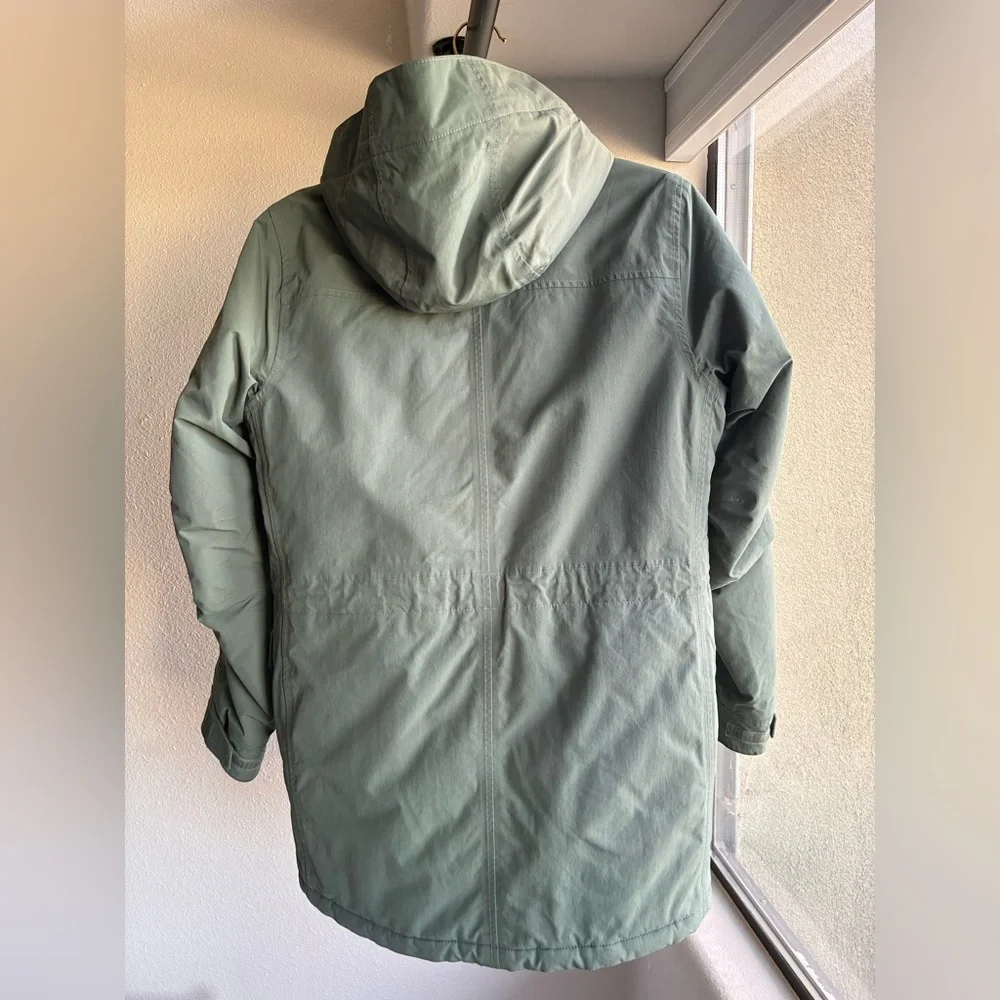 Land's End Women's Squall Waterproof Insulated Parka in Sage Green XS (2-4) - Picture 6 of 7